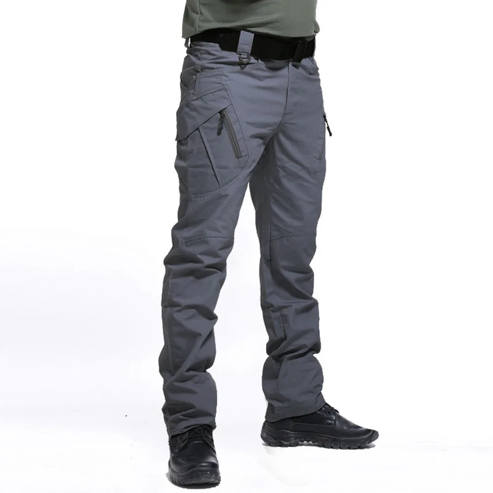 Pantaloni cargo colore grigio
