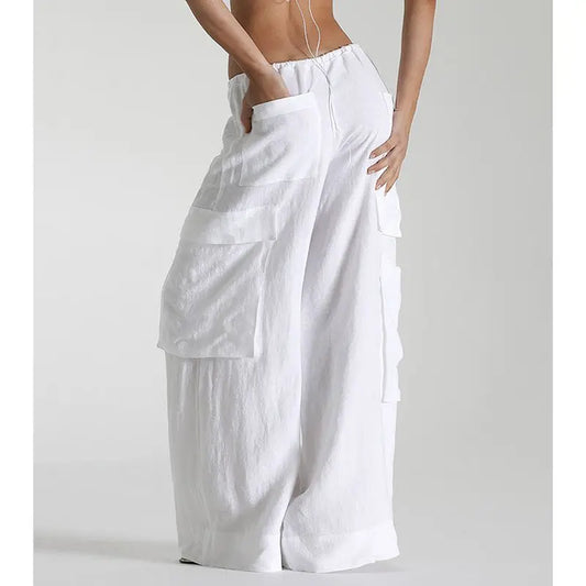 Pantaloni cargo  donna vita bassa bianco vista posteriore