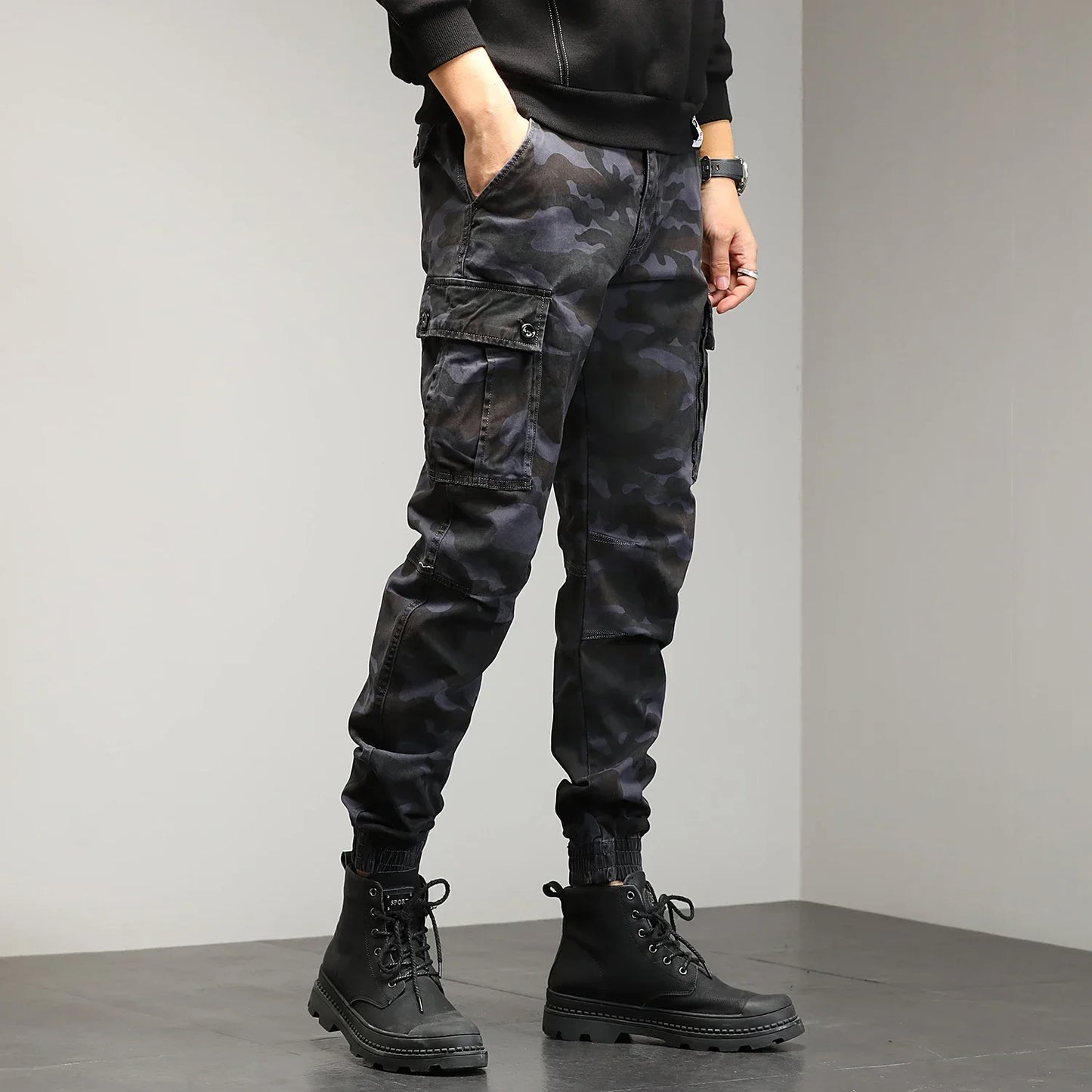 Pantaloni cargo militari colore grigio scuro