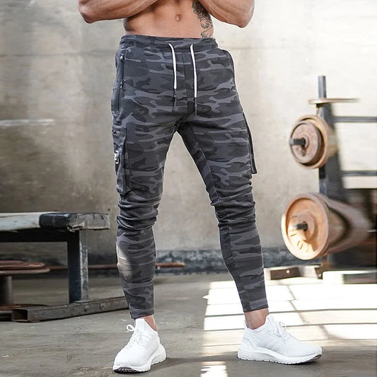 Pantaloni cargo stretti grigio mimetico