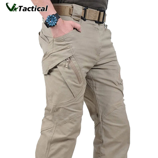 Pantaloni cargo