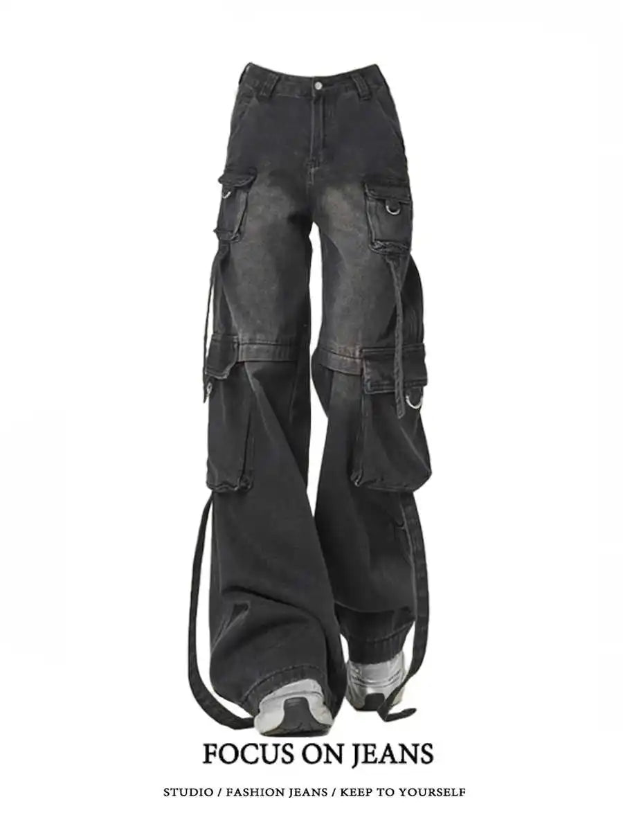 Pantaloni cargo neri da donna